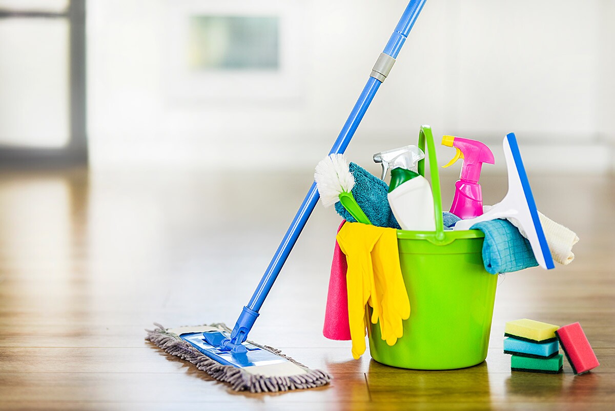 AdobeStock_306998742 Spring Cleaning